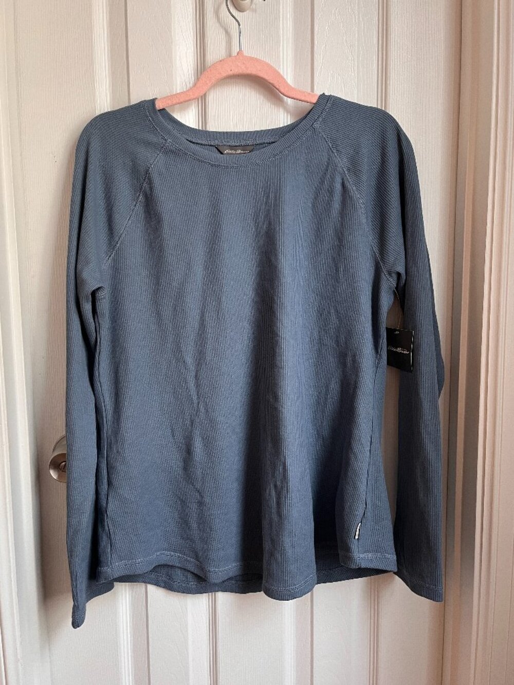 [$5 in a bundle] Dusty blue Eddie Bauer waffle long sleeve tee size L NWT